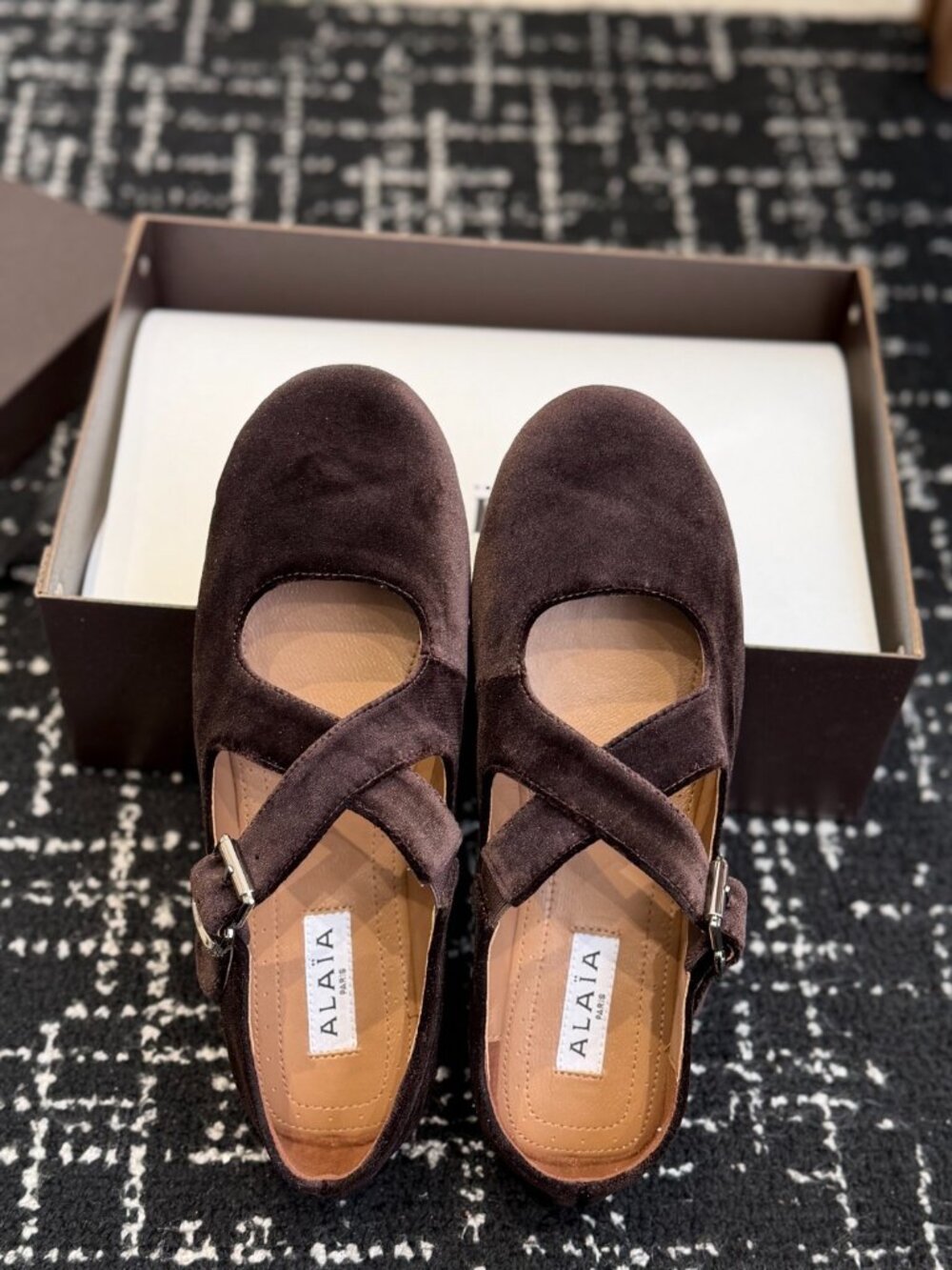ALAÏA Mary Jane Flats - Picture 4 of 8